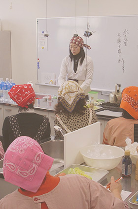 写真：タカコナカムラ